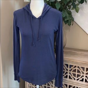 Alternative hooded Sweatshirt